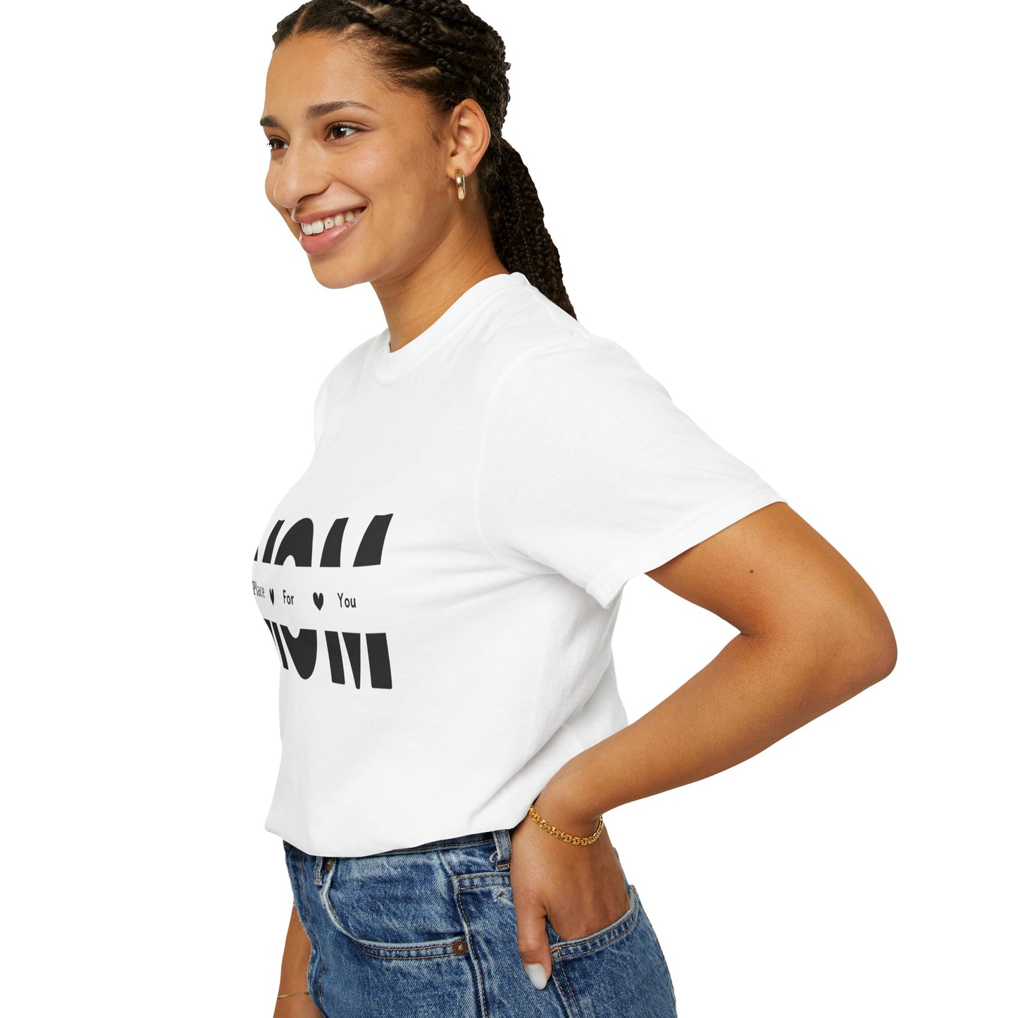 Heartfelt MOM Unisex Garment-Dyed T-Shirt - Perfect Gift for Mother's Day