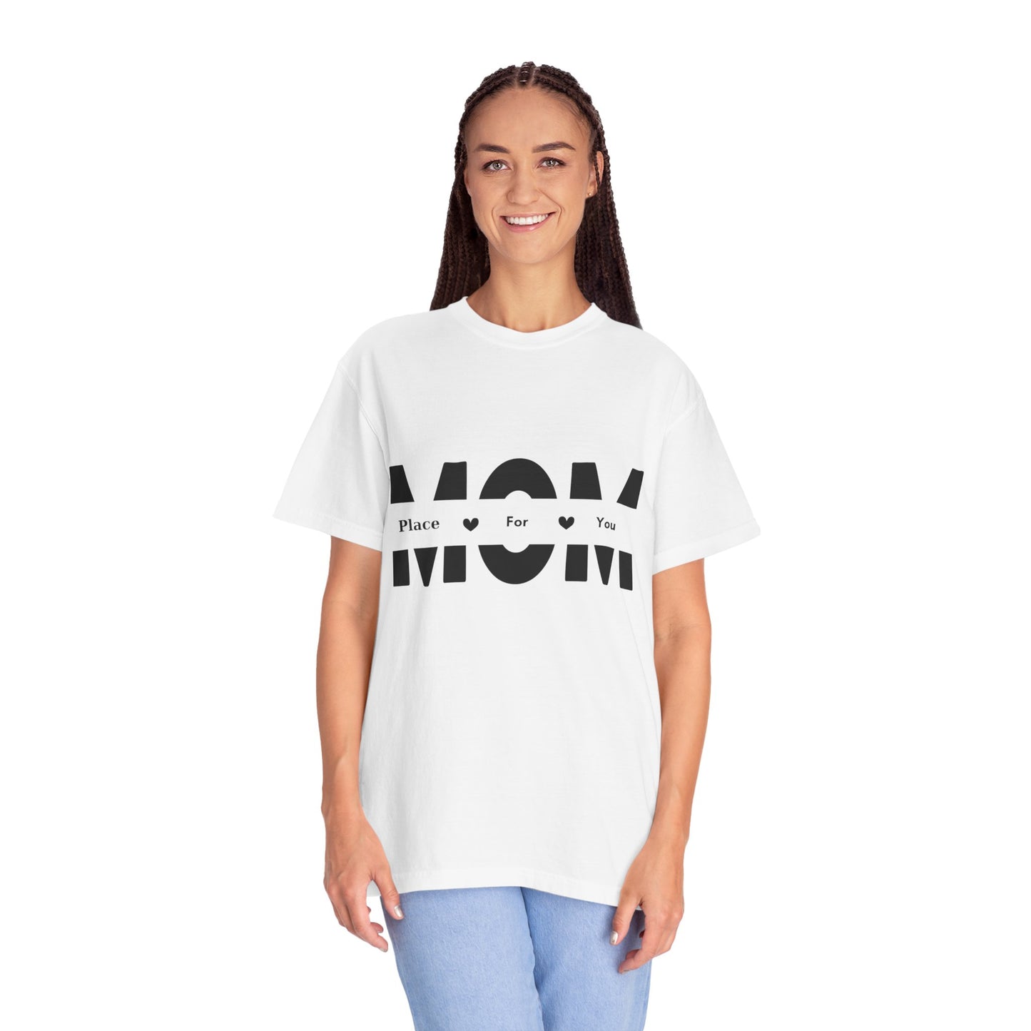 Heartfelt MOM Unisex Garment-Dyed T-Shirt - Perfect Gift for Mother's Day